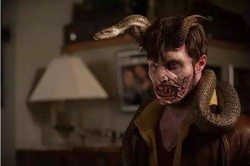 恋尸电影在线观看,惊悚悬疑,探寻人性深渊的在线观影之旅 第3张 恋尸电影在线观看,惊悚悬疑,探寻人性深渊的在线观影之旅 第3张