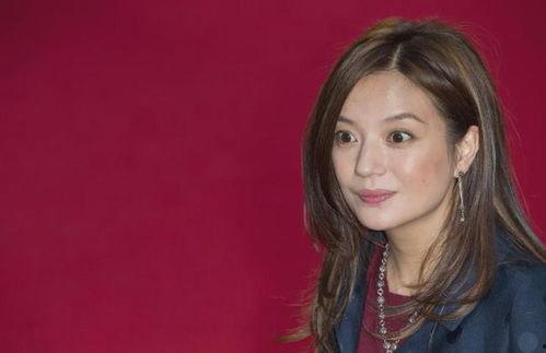 娱乐吃瓜女艺人牺牲了吗,吃瓜女艺人离世之谜揭开 第3张 娱乐吃瓜女艺人牺牲了吗,吃瓜女艺人离世之谜揭开 第3张